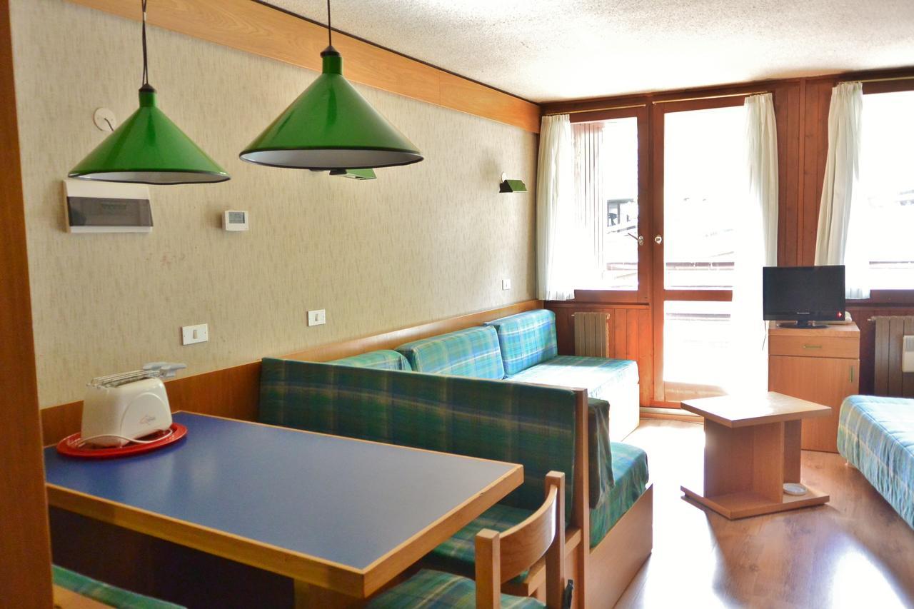 Appartamenti La Maison De Vacances Breuil-Cervinia Luaran gambar