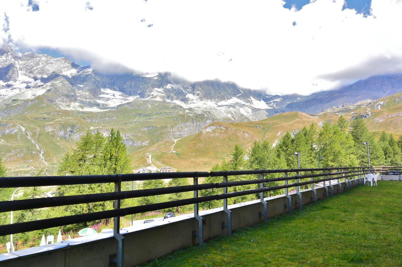 Appartamenti La Maison De Vacances Breuil-Cervinia Luaran gambar
